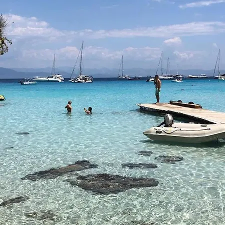 Skinari - 3br - Beachfront * Antipaxos