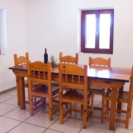 Holiday home Skinari - 3br - Beachfront