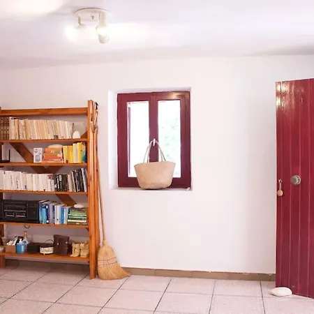Holiday home Skinari - 3br - Beachfront *
